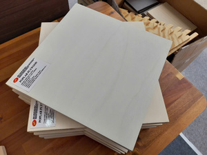 ไม้อัดป็อปลาร์คุณภาพสูงขนาด 4 ฟุต x 8 ฟุต จากโรงงาน FSC Professional หนา 12-15-18-21 มม. มาตรฐาน CARB P2 แกนไม้สน เหมาะสำหรับห้องนั่งเล่นและห้องนอน - Product Image 6