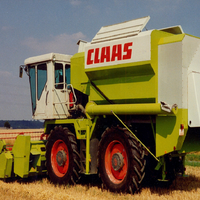 Moissonneuse-batteuse automatique de qualité supérieure à deux rangs pour blé, riz, olives, manioc et ail, avec moteur puissant et garantie de 2 ans