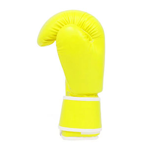 Fabrication professionnelle de gants de boxe pour l'entraînement sur sac de frappe, le kickboxing et l'usage en MMA, fabriqués au Pakistan. - Product Image 3