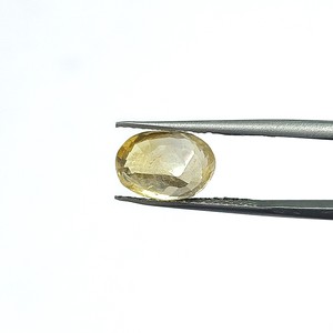 พลอยแซฟไฟร์สีเหลืองทรงรีธรรมชาติ 6.33 กะรัต จากศรีลังกา สำหรับทำเครื่องประดับและแหวน รุ่น YSON-131 - Product Image 5