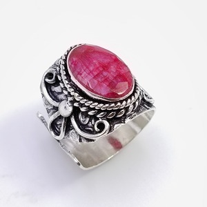 Anillo de rubí en plata de ley 925, clásico, regalo de aniversario, unisex, oxidado, hecho a mano, joyería de moda al por mayor. - Product Image 1