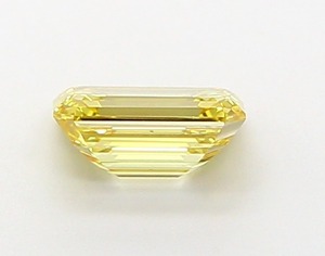 Prix fabricant : diamant jaune de 0,91 carat, taille émeraude, fantaisie intense, clarté VVS2, excellente taille, haute valeur, pierre CVD non montée. - Product Image 2