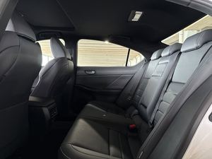 PRÊT À EXPÉDIER – Lexus IS 350 F Sport RWD 2025, toutes options, d'occasion, à vendre - Product Image 6
