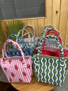 Mini Bolso Tote de Algodón Acolchado, Bolso de Mano con Parte Superior Abierta, Estampado Floral, Ligero, Reutilizable, Bolso de Compras Hecho a Mano, Bolso para Uso Diario - Product Image 3