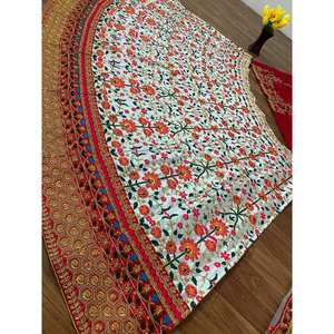 Ensemble Lehenga Choli en soie pour femmes pour les fêtes, élégant, avec des bordures fantaisie - Product Image 5