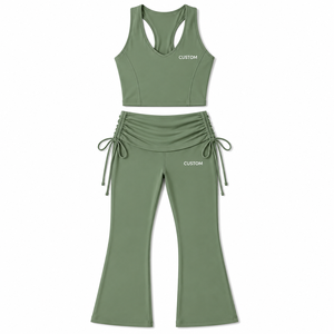 Conjunto de yoga al por mayor para mujer: Top corto racerback y pantalones acampanados fruncidos con cordón, conjunto de dos piezas para entrenamiento, ropa deportiva de marca privada. - Product Image 3
