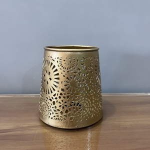 Porte-bougie en métal doré, motif découpé au laser, porte-bougie chauffe-plat décoratif, décoration de table, décoration d'intérieur - Product Image 2