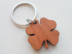 พวงกุญแจไม้รักษ์โลก ทำจากไม้ไผ่ธรรมชาติ สั่งทำโลโก้ได้ พวงกุญแจไม้แบบยั่งยืน ทำด้วยมือ ของขวัญรักษ์โลกจากผู้ผลิต - Product Image 5