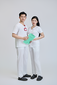 Conjunto de Uniforme Médico Profesional Unisex Blanco – Tejido Elástico WFX-CVC, Ajuste Cómodo y Calidad Aprobada para Detección de Agujas - Product Image 3