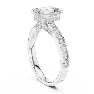 Anillo clásico de diamantes de corte esmeralda de 2.47 quilates con piedras laterales redondas y halo oculto, en oro de 14 quilates y platino, para aniversario, para ella. - Product Image 2