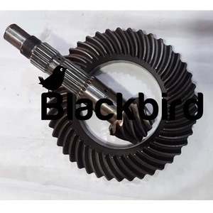 เฟืองท้ายและเฟืองดอกจอก เหมาะสำหรับรถแทรกเตอร์ NH รุ่น 84272167-47439514 - Product Image 2