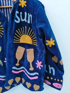 Chaqueta Bomber de Terciopelo con Bordado Suzani de MONIT MARKETING, Diseño Floral, Hecha a Mano, Estilo Bohemio Vintage, Reversible, Étnica - Product Image 5