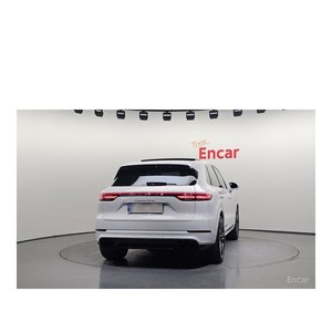 Para Porsche Cayenne 4.0 Turbo Modelo Agosto 2023 con 56,915 km, Volante a la Izquierda, Asientos de Cuero, Cámara Trasera - Product Image 4