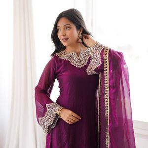 Sublimez votre tenue ethnique avec ce magnifique ensemble prêt-à-porter en soie Sharara Palazzo, entièrement brodé et prêt à porter. Le design est magnifiquement stylé. - Product Image 1