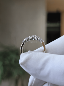 Bague double ouverte en diamant rond cultivé en laboratoire 0,35 ct, sertie de clos en or, bijoux fins contemporains pour femmes - Product Image 3