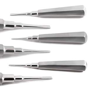 Élévateur dentaire de qualité supérieure avec poignée ergonomique, instrument d'extraction dentaire de haute précision pour cliniques dentaires - Product Image 1