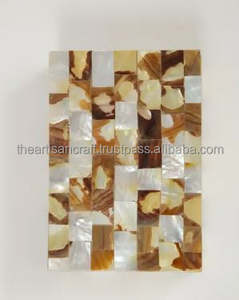 Boîte à bijoux en nacre, boîte à incrustations faite à la main, design moderne, forme carrée, construction durable, taille et couleur personnalisables pour l'artisanat - Product Image 5