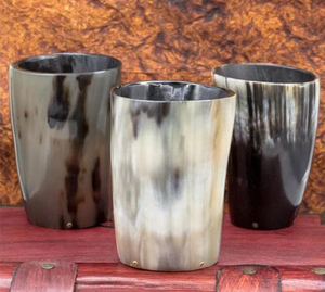 Las Mejores Tazas de Chupito Hechas a Mano de Cuerno de Búfalo, Vasos de Cuerno de Vaca Hechos a Mano, Tazas Vikingas de Cuerno de Buey para Fiestas y Brindis - Product Image 1