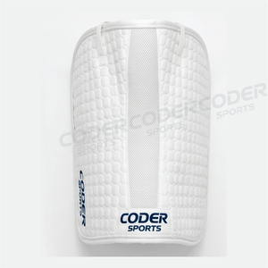 Tapis de selle personnalisables en tissu respirant de qualité supérieure, antidérapants, de couleur blanche, avec design sur mesure, pour l'équitation et les races de chevaux. - Product Image 3