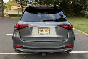 Mercedes-Benz GLE450 4Matic Turbo 6 cylindres, transmission intégrale, modèle <span class=keywords><strong>2022</strong></span>, d'occasion <span class=keywords><strong>premium</strong></span> - Product Image 3
