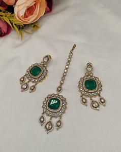 Traditional Wedding Choker <b>Jewelry</b> Set Antique Gold Polish <b>Kundan</b> Stone Necklace Set with Matching Earrings MaangTika Collection - Product Image 6
