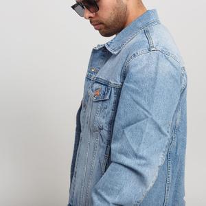 Veste en jean pour homme OEM à prix abordable, qualité supérieure, teinte unie, sur mesure, très tendance, légère - Product Image 3