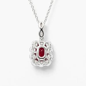 Collier en or blanc 14 carats avec rubis ovale de 2,50 carats et diamants de laboratoire en grappe, pendentif de luxe élégant en pierre précieuse colorée taille radiant, fin. - Product Image 4