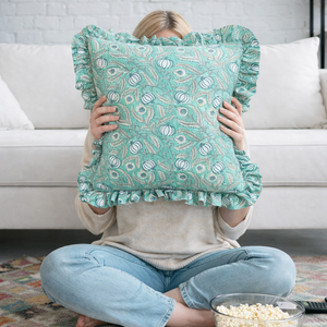 Funda de Cojín de Lujo Estilo Bohemio de Jaipur, Estampada a Mano, con Volantes, de Algodón, Duradera, Sostenible y Personalizable para el Hogar - Product Image 5