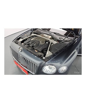 Bentley Flying Spur 4.0 Novembre 2022 32 470 km Volant à gauche Boîte de vitesses automatique - Product Image 6