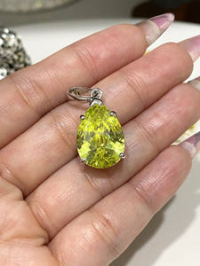 Pendentif en argent sterling 925, pendentif fait main, bijoux péridot, cadeau pour elle/lui, cadeau d'anniversaire - Product Image 2