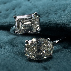 Magnificent 2.00 CT Emerald Cut Lab-Grown Diamond Certified Prong <b>Set</b> <b>Wedding</b> <b>Ring</b> in 14k White Gold <b>for</b> <b>Women</b> - Product Image 2