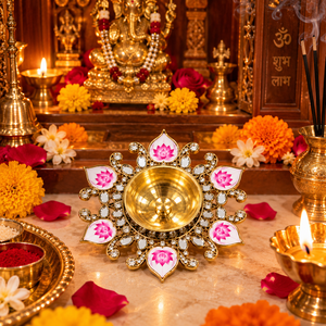 Diya en laiton avec décorations Meenakari – Élégant Diya traditionnel pour la Pooja de Diwali, idéal pour la décoration intérieure, les décorations festives et les cadeaux - Product Image 2