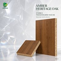 Panneau de bois aggloméré orienté (OSB) mélaminé Jinbase SXT2908-5 Amber Heritage Oak 18 mm E0 1220x2440 mm pour meubles et menuiseries