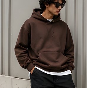 Sudadera con Capucha de Polialgodón de Alta Densidad 280 GSM, Corte Regular, Capa Interior Premium para Mayor Comodidad, Estilo Casual y Urbano - Product Image 4