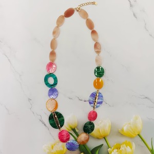 Collares de resina multicolor de nuevo estilo para niñas y mujeres, joyería ecológica natural para exportación desde India. - Product Image 1