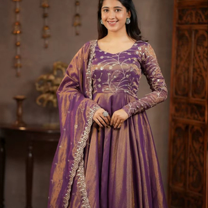 Ropa Étnica India al por Mayor, Lehenga Choli de Diseño Moderno, Salwar Kameez para Bodas, Traje Pakistaní, Conjunto Kurti con Dupatta para Fiestas - Product Image 1