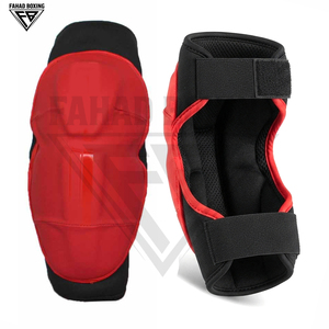Protège-coudes de boxe en mousse haute densité, rouge et noir, dernière tendance, robustes, réglables, durables, avec sangle sécurisée - Product Image 3