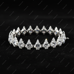 เพชรทรงต้นคริสต์มาสสมัยใหม่ ได้รับการรับรองจาก IGI GIA เพชรเพาะเลี้ยงในห้องปฏิบัติการ DEF VVS VS1 HPHT CVD เพชรเม็ดเดี่ยวสำหรับเครื่องประดับ - Product Image 2