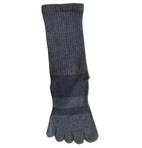 Chaussettes basses 5 doigts pour hommes ODM, respirantes en maille, absorbant la transpiration, talon renforcé, bande antidérapante, en coton, pour le sport, fabriquées sur mesure au Vietnam - Product Image 2