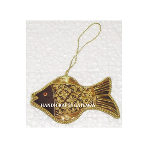 ของตกแต่งคริสต์มาสรูปปลาทำมือด้วยเทคนิคซารี - Product Image 1