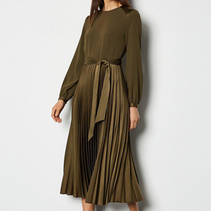Robe midi pour femme en satin plissé à col rond, manches longues, ceinture à la taille, de haute qualité, tendance et très vendue - Product Image 4
