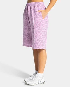 Shorts Bermuda Femme en Coton Premium 100% avec Logo Personnalisé Brodé, Imprimé Léopard Lavande et Passepoil Côtelé - Product Image 3