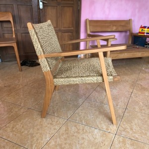 Chaise longue de piscine pour hôtels et complexes hôteliers, en teck massif naturel, résistante aux intempéries, avec accoudoirs en corde tressée, pour hôtel de luxe, resort, villa - Product Image 4