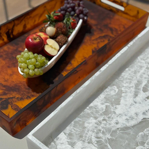 Bandeja de Resina de Diseño Moderno, Último Diseño en Bandejas para Servir con Asa Metálica, Artículos de Cocina, Decoración de Mesa, Ecológica, a Precio de Mayoreo - Product Image 2