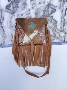 Sac à main bandoulière unique en cuir de vachette à poils, avec franges et motifs, élégant, idéal pour les cadeaux - Product Image 2