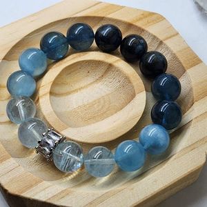 Contemporary Resin <b>Bracelet</b> with Exclusive Handmade Character Elegant Jewelry for Retail Markets with Best Quality - Product Image 2