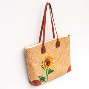 Sac fourre-tout tissé à la main avec motif artistique tournesol – Style vintage et bohème - Product Image 2