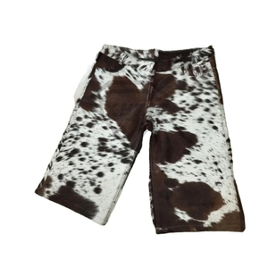 Mejor Precio al por Mayor, Diseño Personalizado, Pantalones Cortos de Cuero Vacuno para Hombre, Diseño con su Propio Logotipo, Material Sólido, Pantalones Cortos de Cuero con Pelo de Vaca para Hombre - Product Image 3