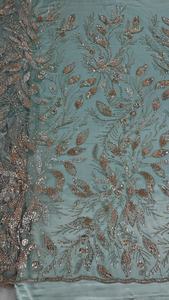 Tissu en filet doux de haute qualité, matériau élégant de créateur, idéal pour les robes de mariée, les saris, les lehengas, les robes de soirée et les vêtements de haute couture. - Product Image 6