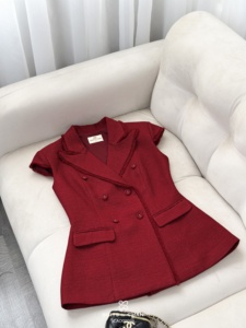 Blazer Rojo de Doble Botonadura para Mujer, Manga Corta, Cuello de Solapa, Lana y Poliéster Antiestático, con Botones, para Oficina y Negocios, ODM OEM - Product Image 6